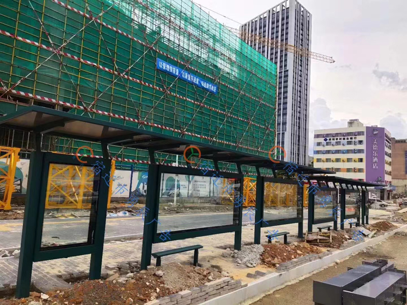 深圳候车安装完工